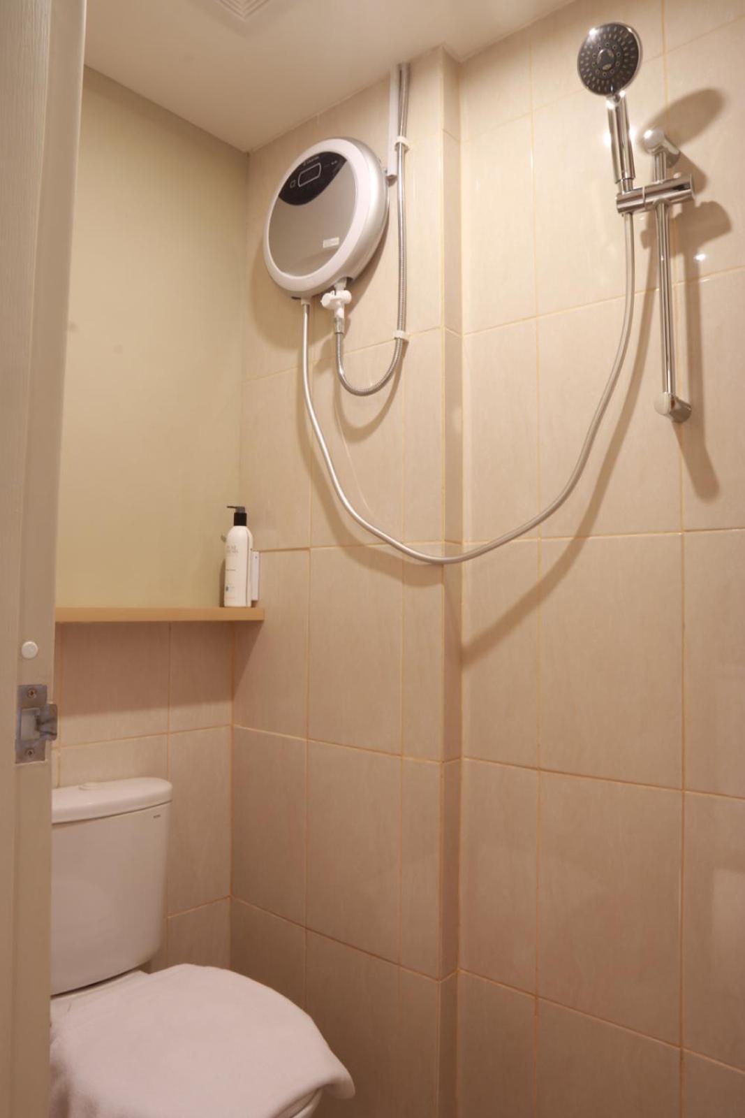 Hotel Osaka Pik2 Тангеранг Екстериор снимка