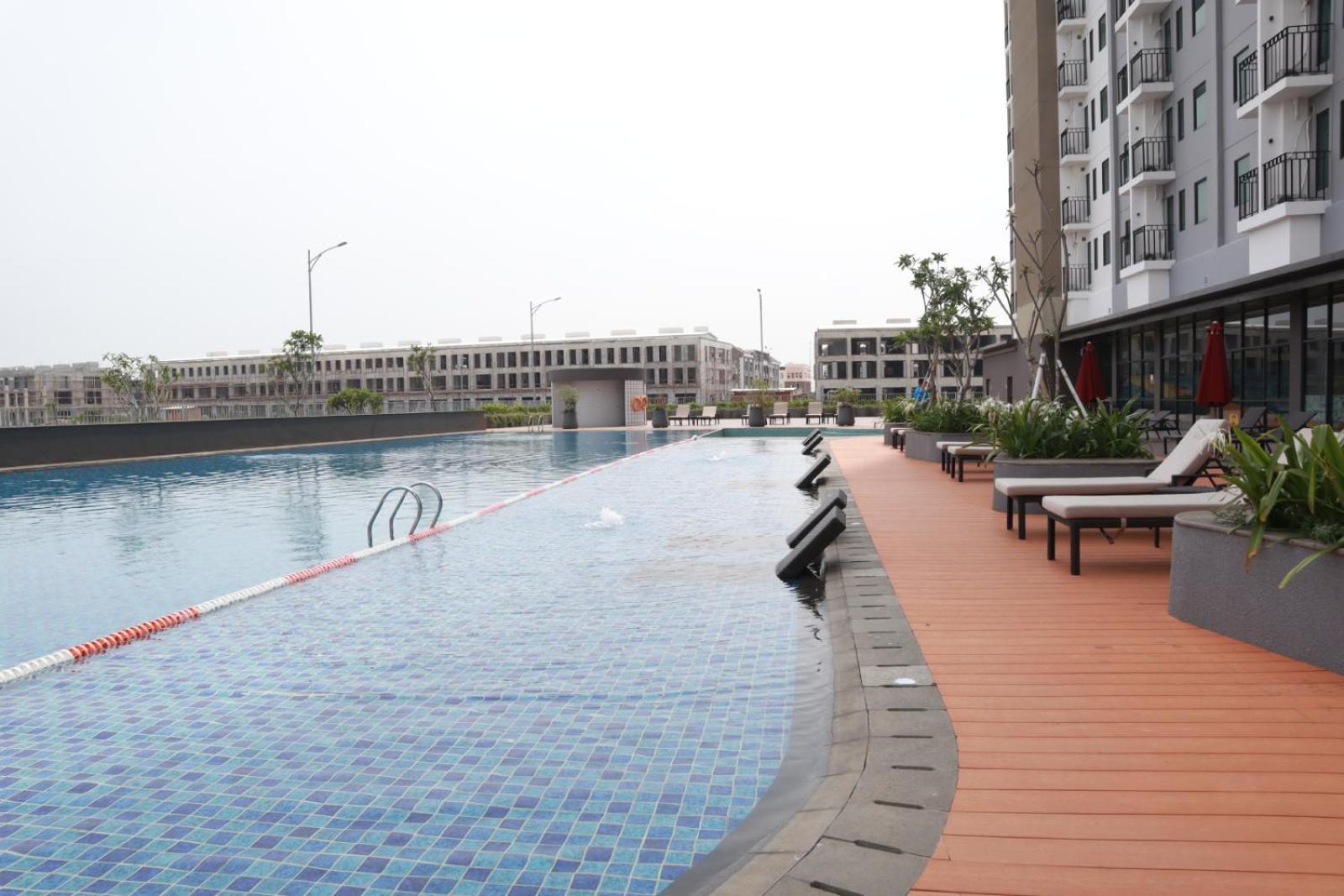 Hotel Osaka Pik2 Тангеранг Екстериор снимка